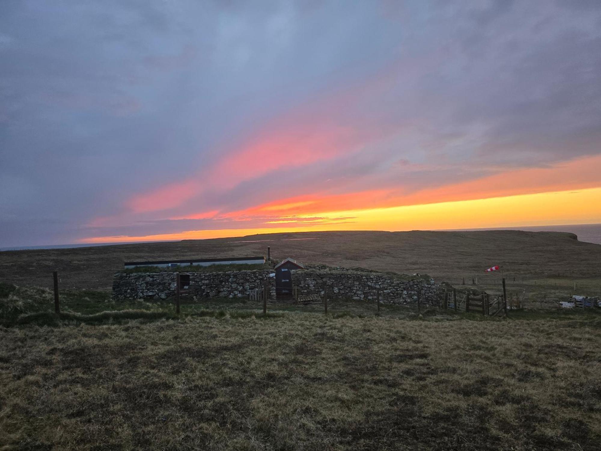 Villa Squealing Pig Bothy Barvas Esterno foto